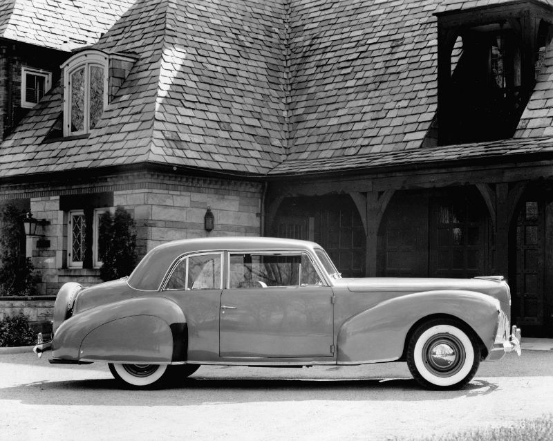 history of lincoln continental